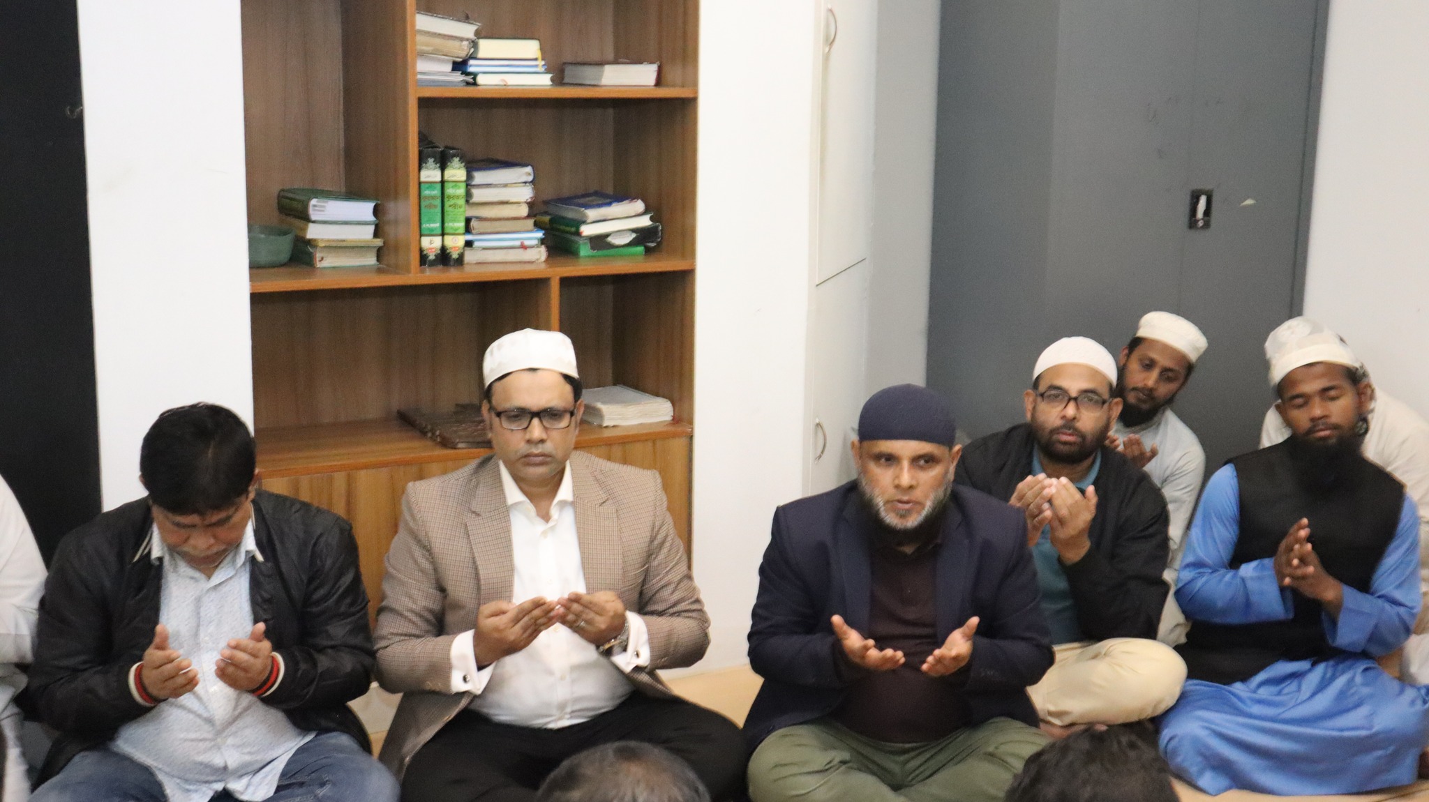 মোড়ক উন্মোচন